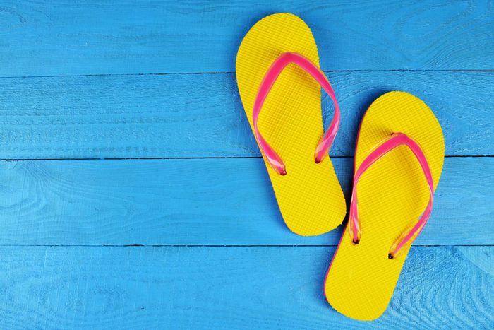 summer hacks flip-flops