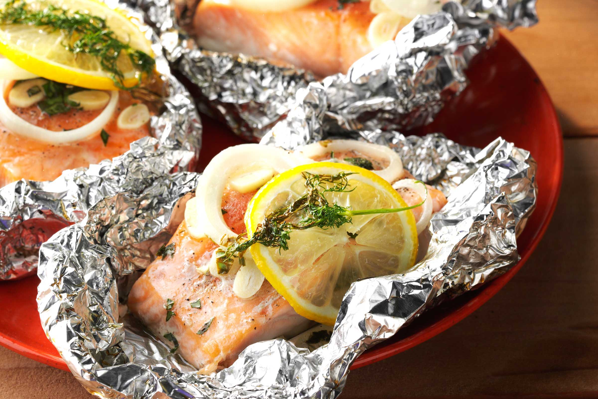 camping-recipes-Lemon-Dill-Salmon-Packets