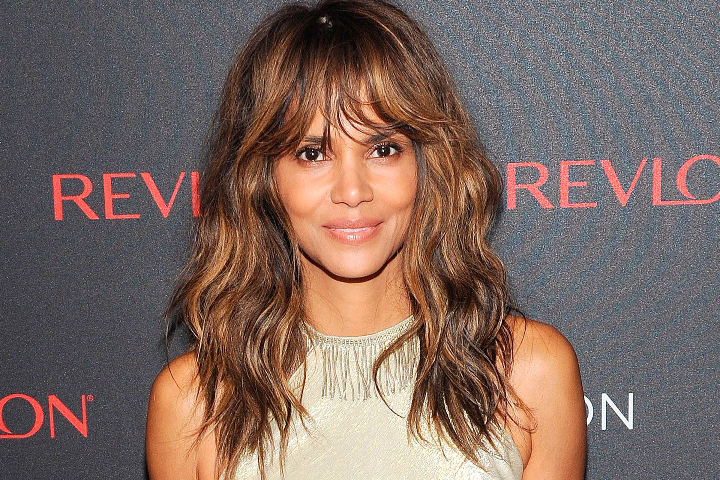 09-The-Best-Hair-Color-for-Your-Skin-Tone-Rob-BroadimageREXShutterstock-7532936b