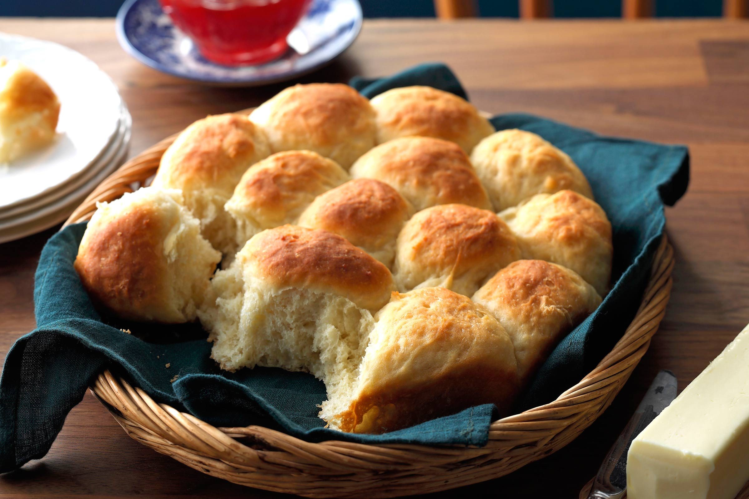 St.-Patrick’s-Day-Recipes-EasyPotatoRolls