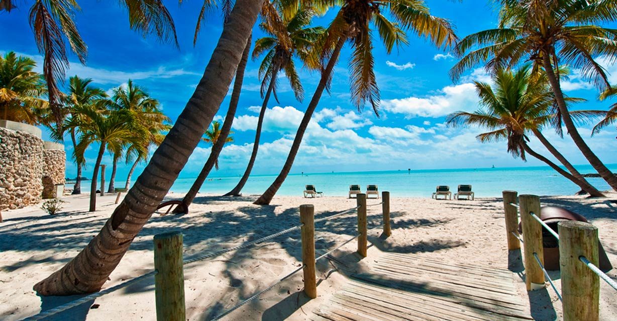 Best-Small-Towns-for-Your-Honeymoon