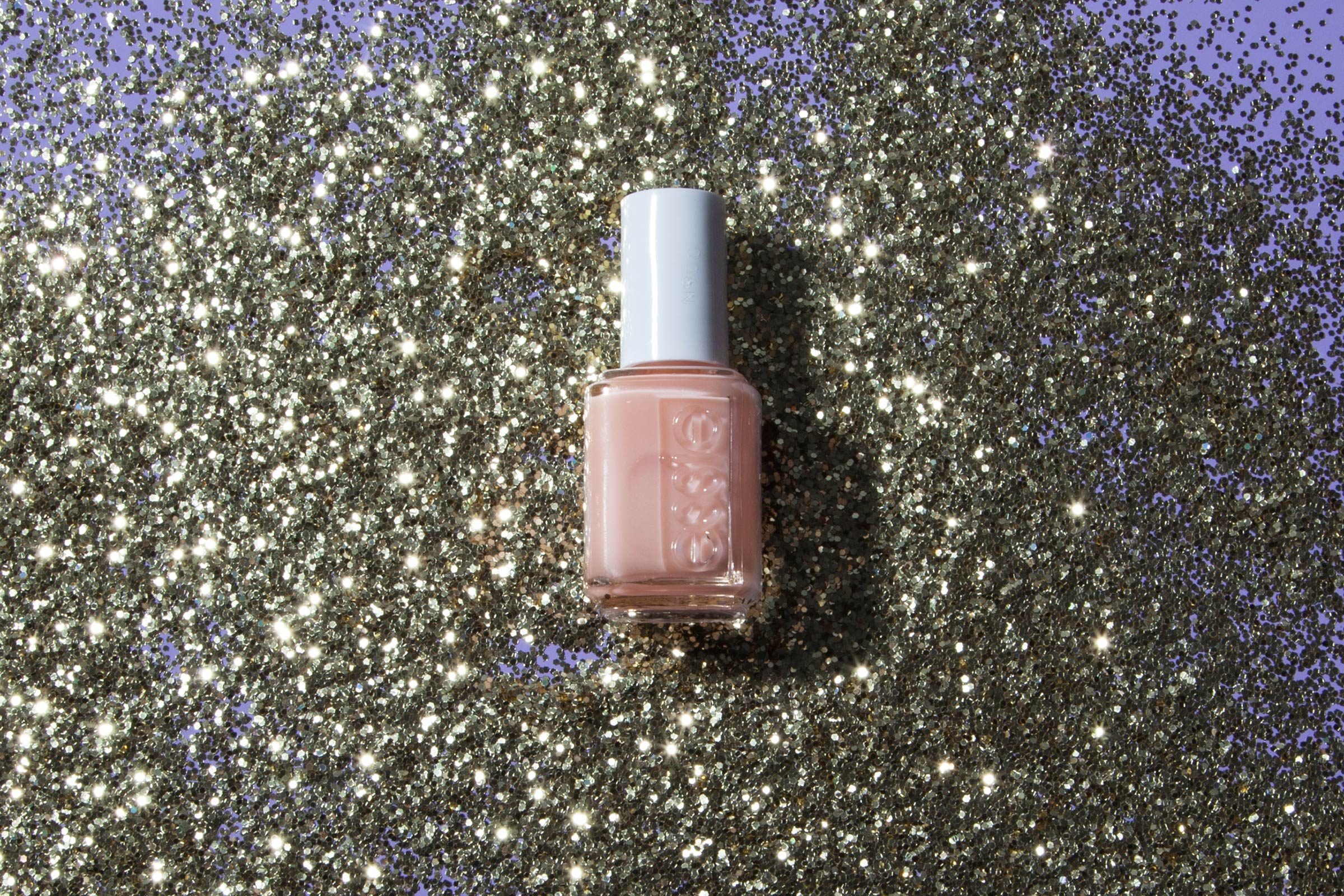 Queen-Elizabeth’s-Nail-Polish-Is-Only-$9-a-Bottle-Matthew-Cohenrd.com