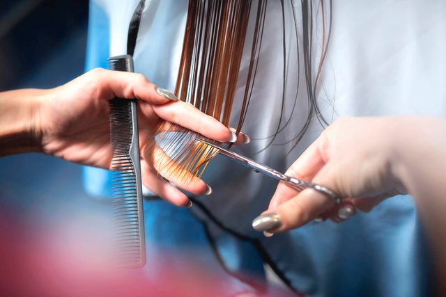 02-Golden Rules People with Long Hair Should Memorize Now_504776008-PANIGALE