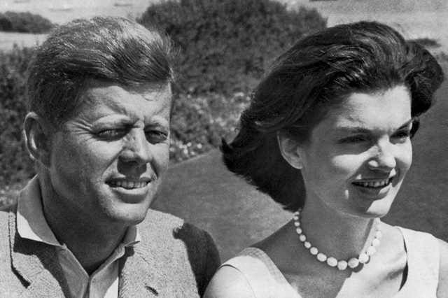 07-15-rarely-seen-photos-of-jfk-and-jackie-kennedy-editorial-3838623a-Underwood-Archives-UIG-REX-Shutterstock