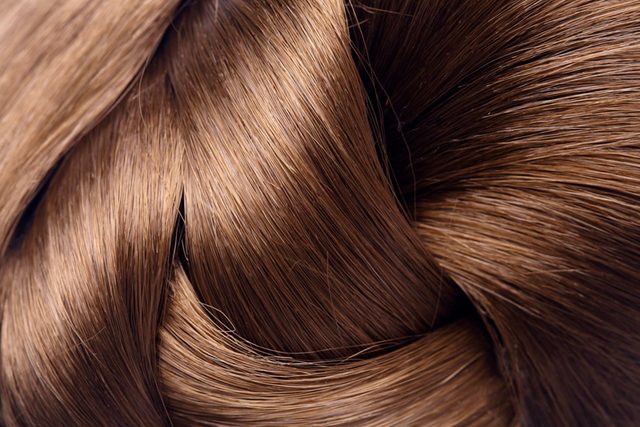 07-Golden Rules People with Long Hair Should Memorize Now_94523746-KMNPhoto