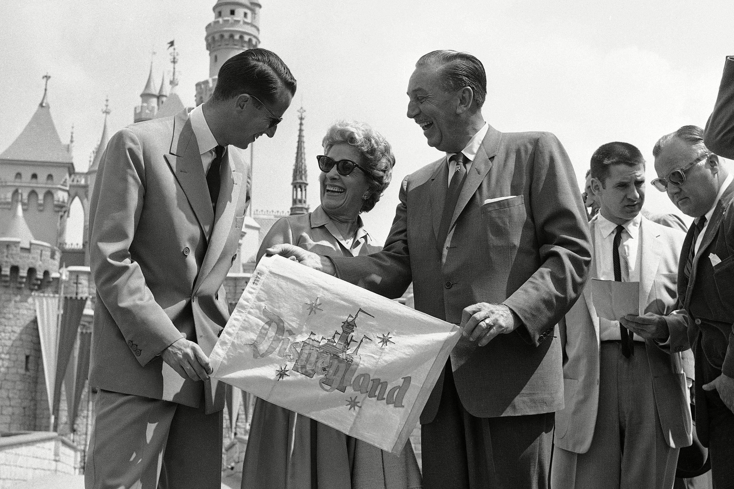 disney world opening