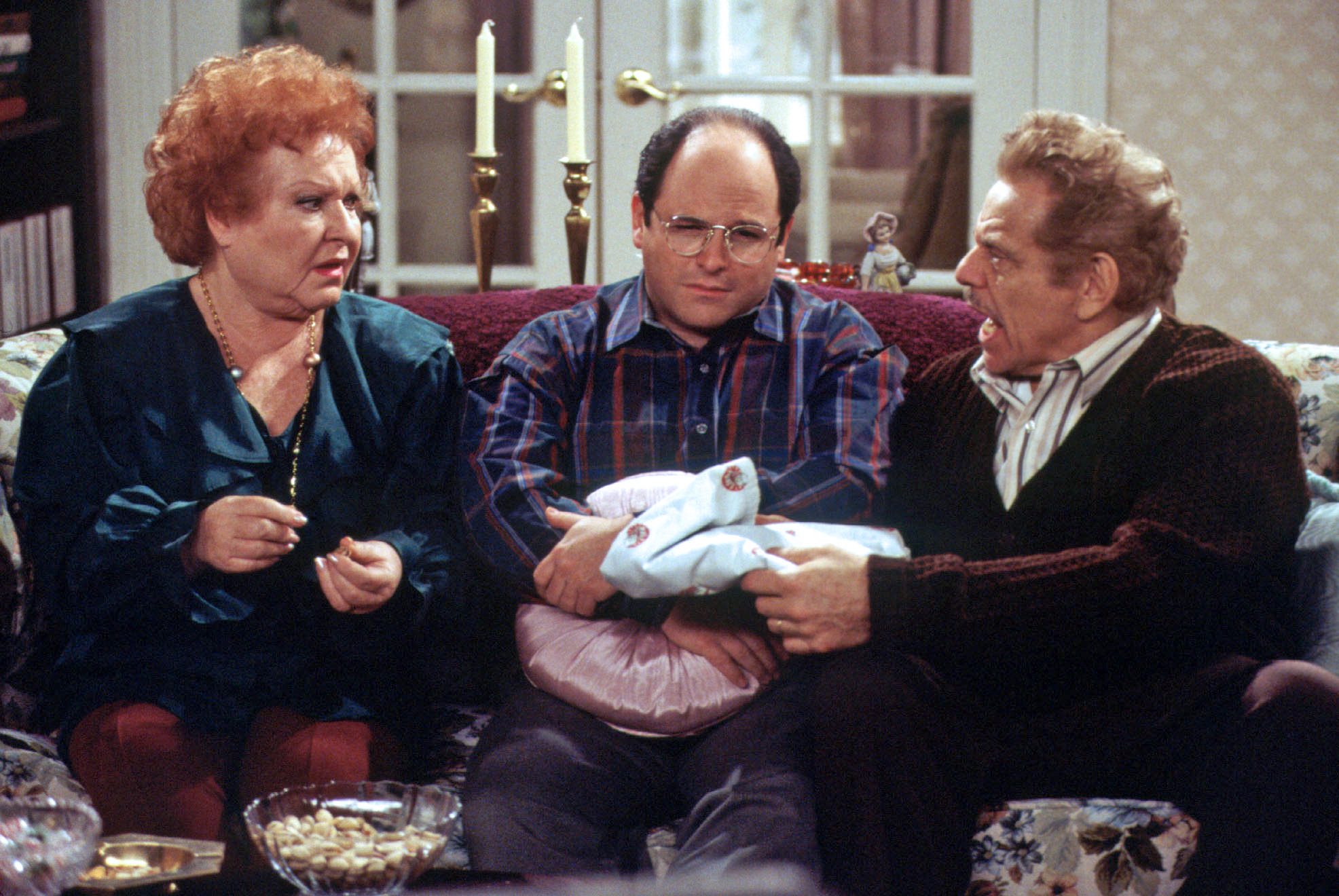 Editorial use only. No book cover usage. Mandatory Credit: Photo by Nbc Tv/Kobal/Shutterstock (5885737z) Estelle Harris, Jason Alexander, Jerry Stiller Seinfeld - 1990-1998 NBC TV Television