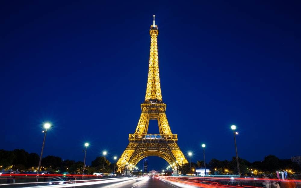 Why It’s Illegal to Take Photos of the Eiffel Tower at Night