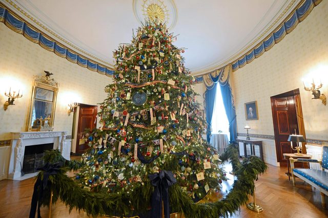 White-house-christmas