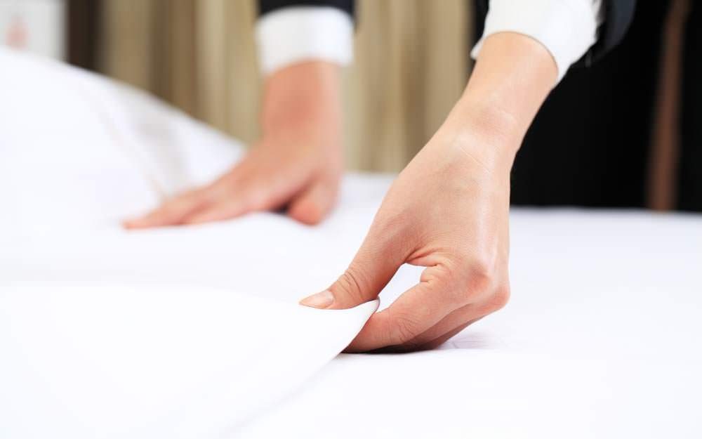 The Real Reason Hotels Use White Sheets