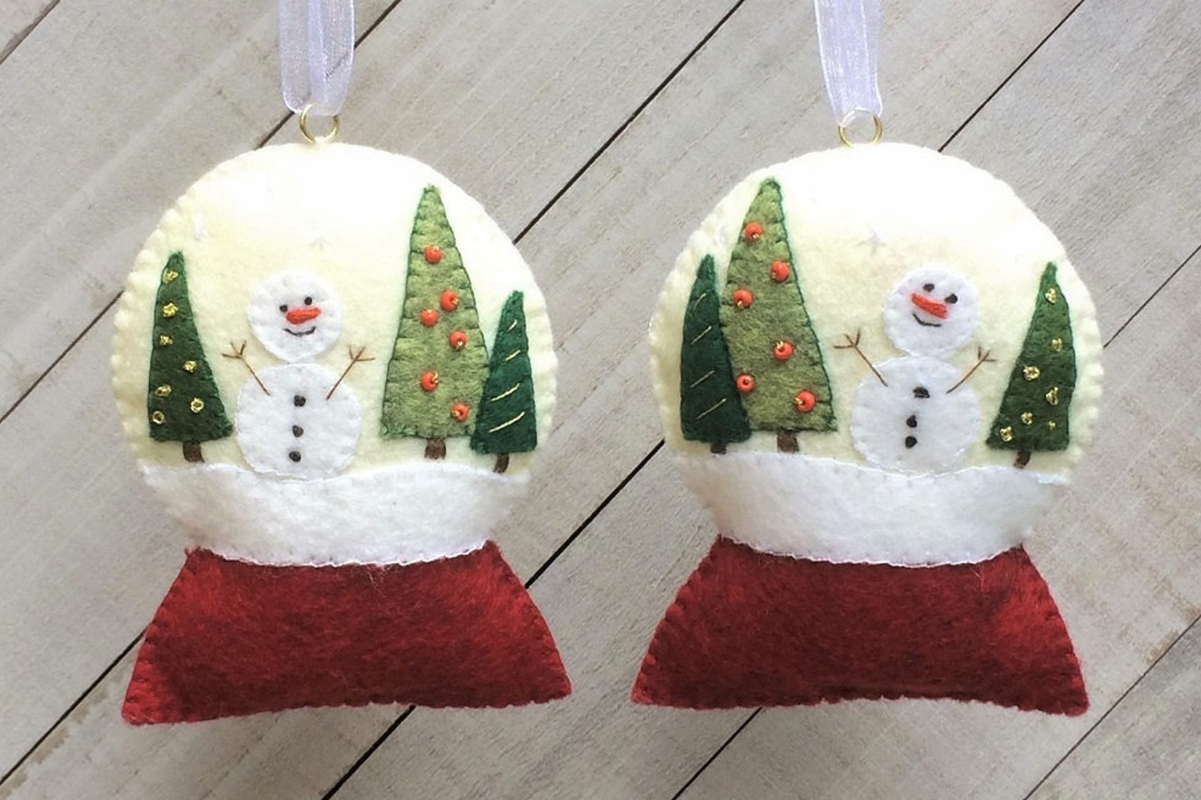 Snow Globe Christmas Ornaments