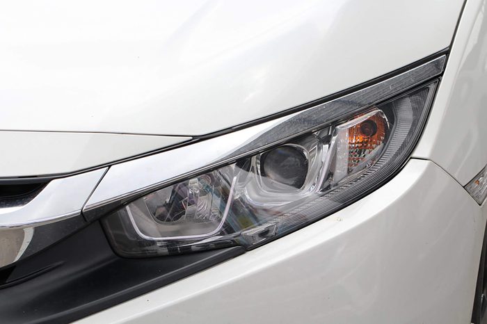 Car's headlight design