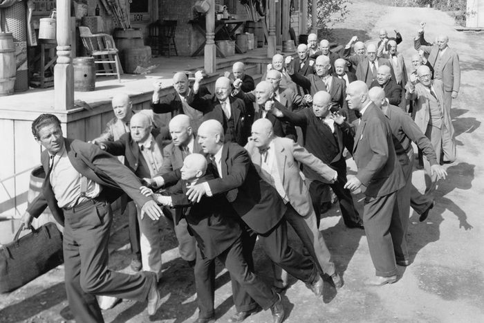 10 Funny Vintage Slang Words People Should Start Using Again