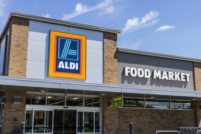 06-aldi-groceries-cheaper-wal-mart-shutterstock_656809804-300x300Slide6