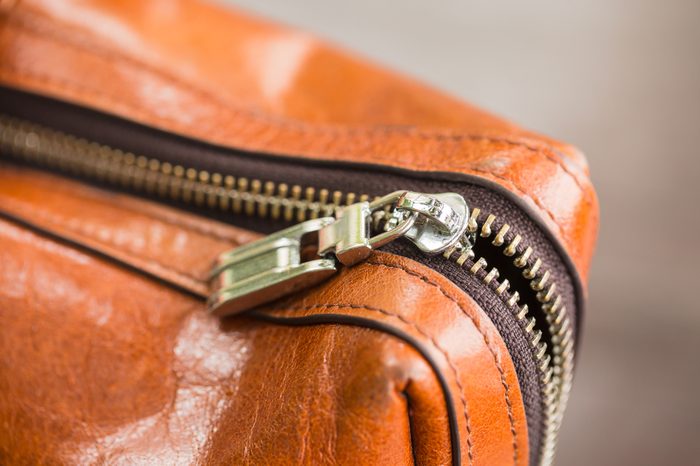 Brown leather bag with big zipper 