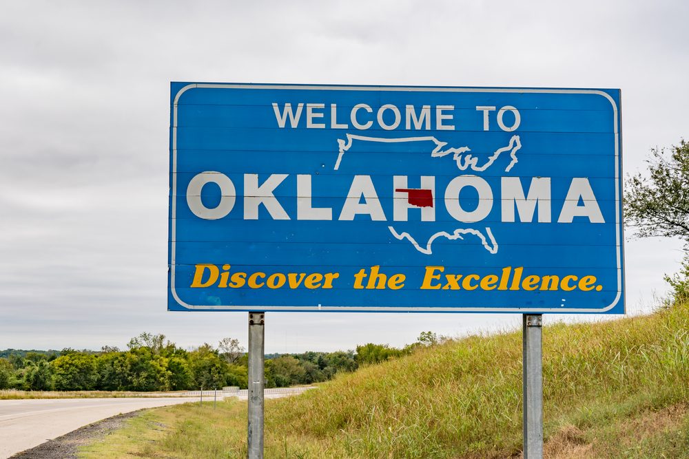 Welcome to Oklahoma Sign along highway