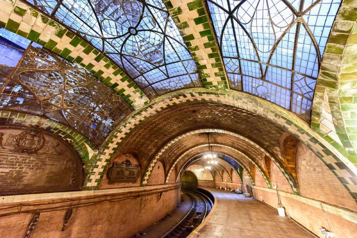 City Hall Subway Station in New York City is a hidden gem to visit