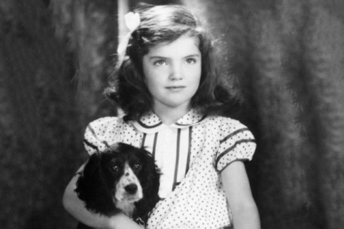 Jacqueline Bouvier, 1935