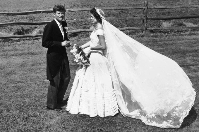 JOHN F KENNEDY WITH JACQUELINE KENNEDY