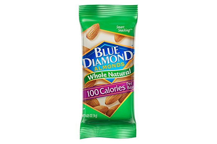 Blue Diamond Almonds 100 Calories Per Bag - 32 Grab and Go Bags,.625 Oz (Individual),20 Oz (net Weight)