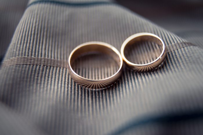 Gold wedding rings