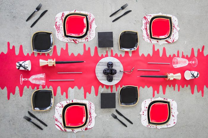 bloody table runner halloween craft