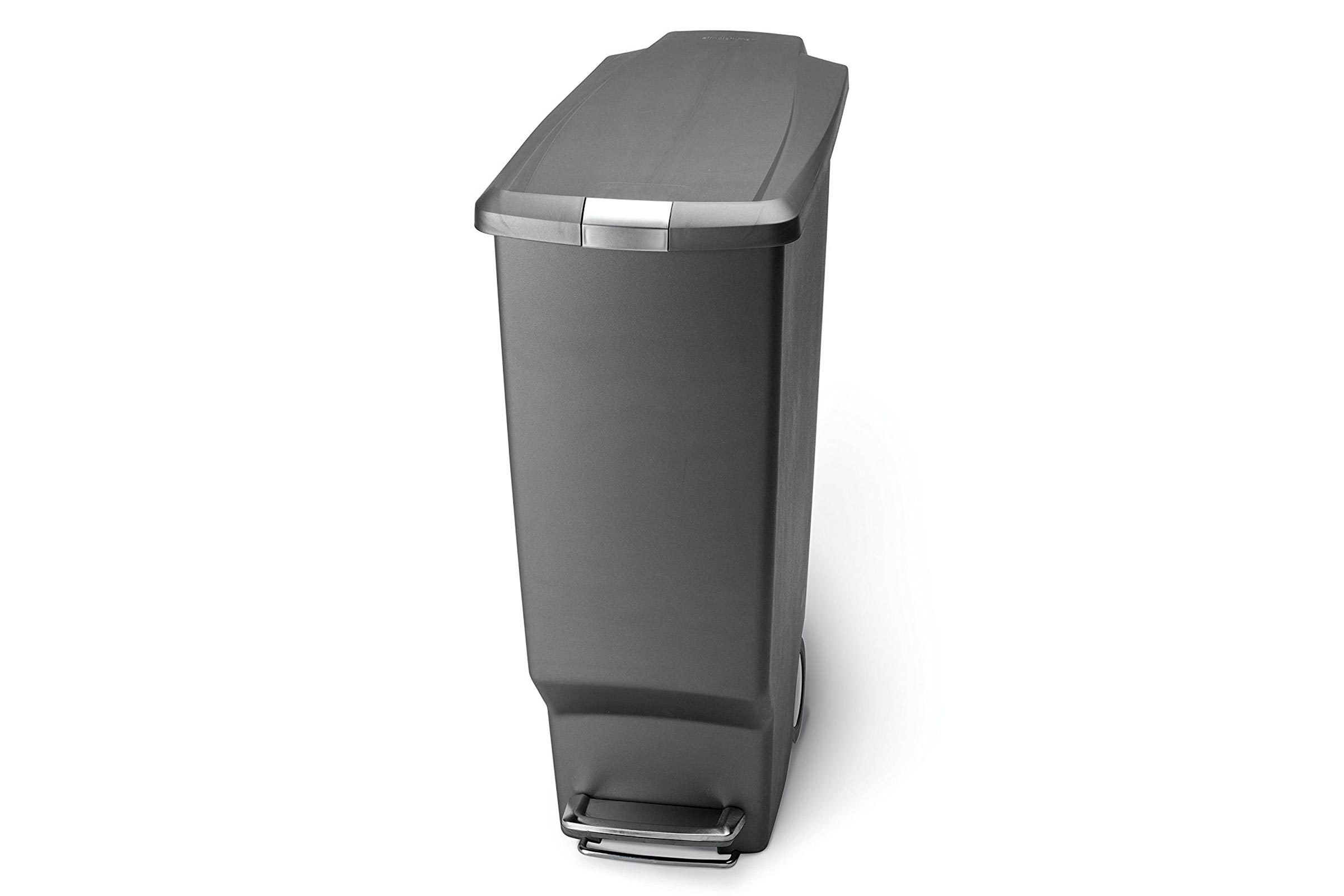 Garbage can