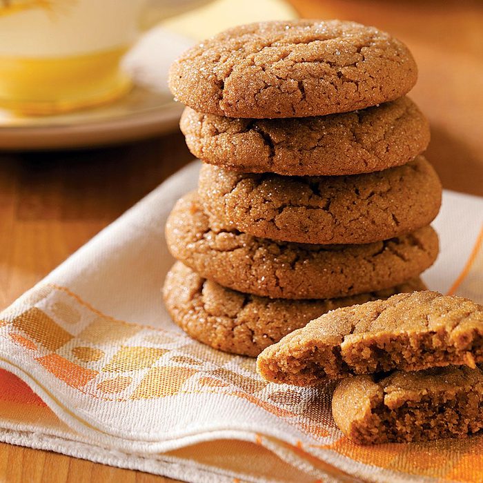 South Carolina: Lara's Tender Gingersnaps