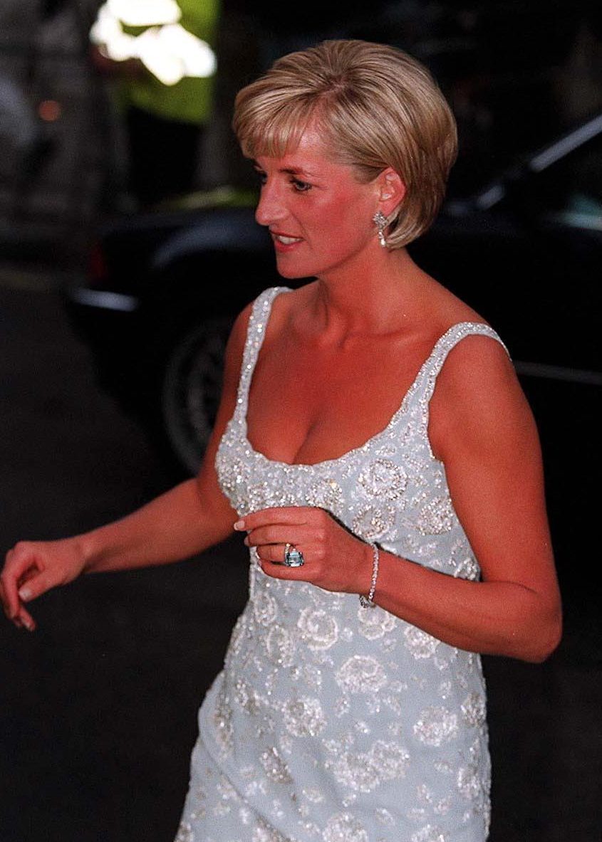 PRINCESS DIANA LEAVING CHRISTIES, LONDON - 1997