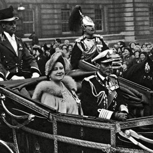 The parents of Queen Elizabeth II 13th cousins