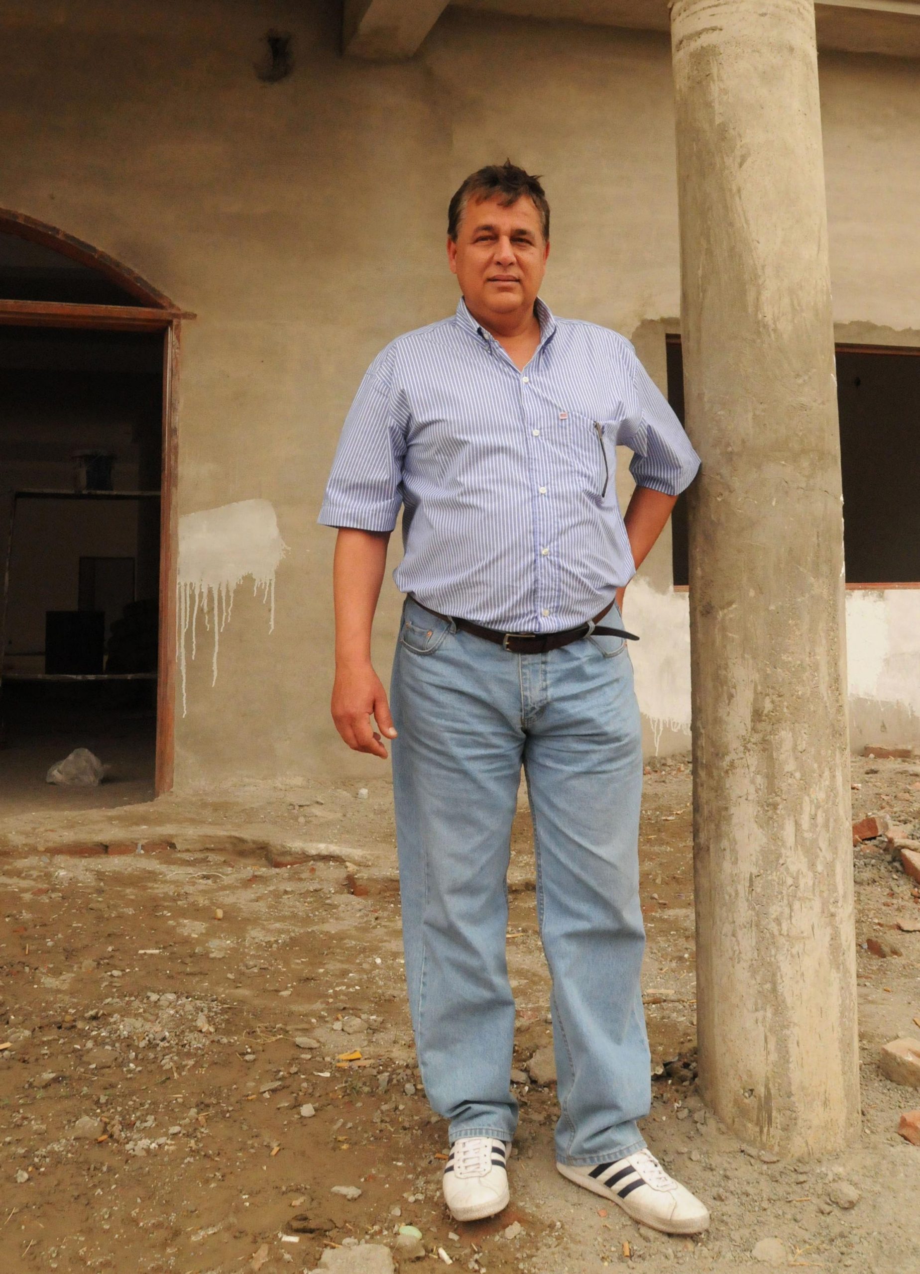 Hasnat Khan, ex boyfriend of Princess Diana, builds heart unit for poor children in hospital in Badlote, Pakistan - May 2012