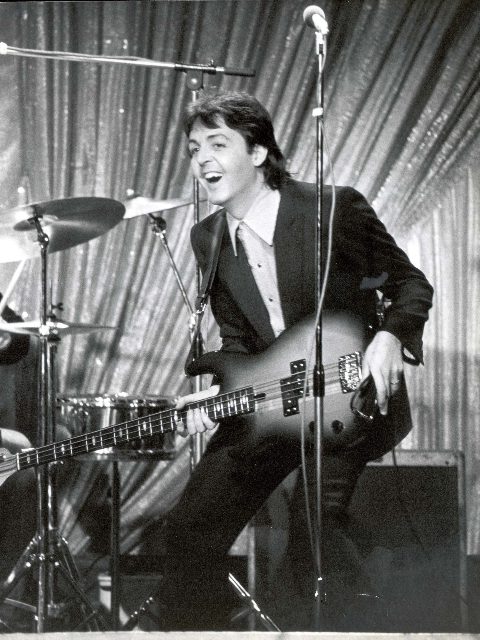 Paul Mccartney Singer 1979 Pop Star Paul Mccartney...singer