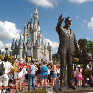 FRANCES TOURISM, LAKE BUENA VISTA, USA