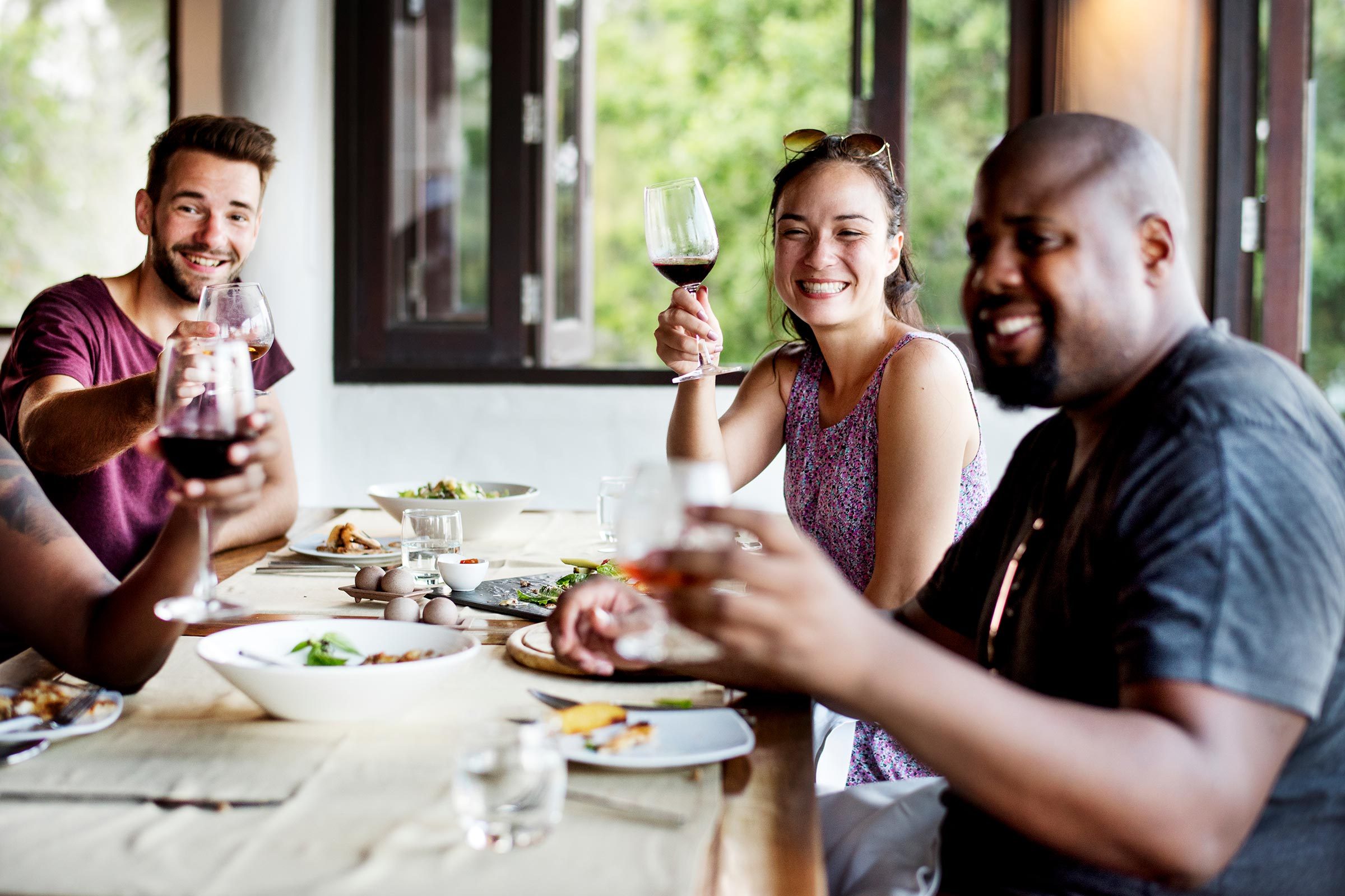 happy hour dinner friends