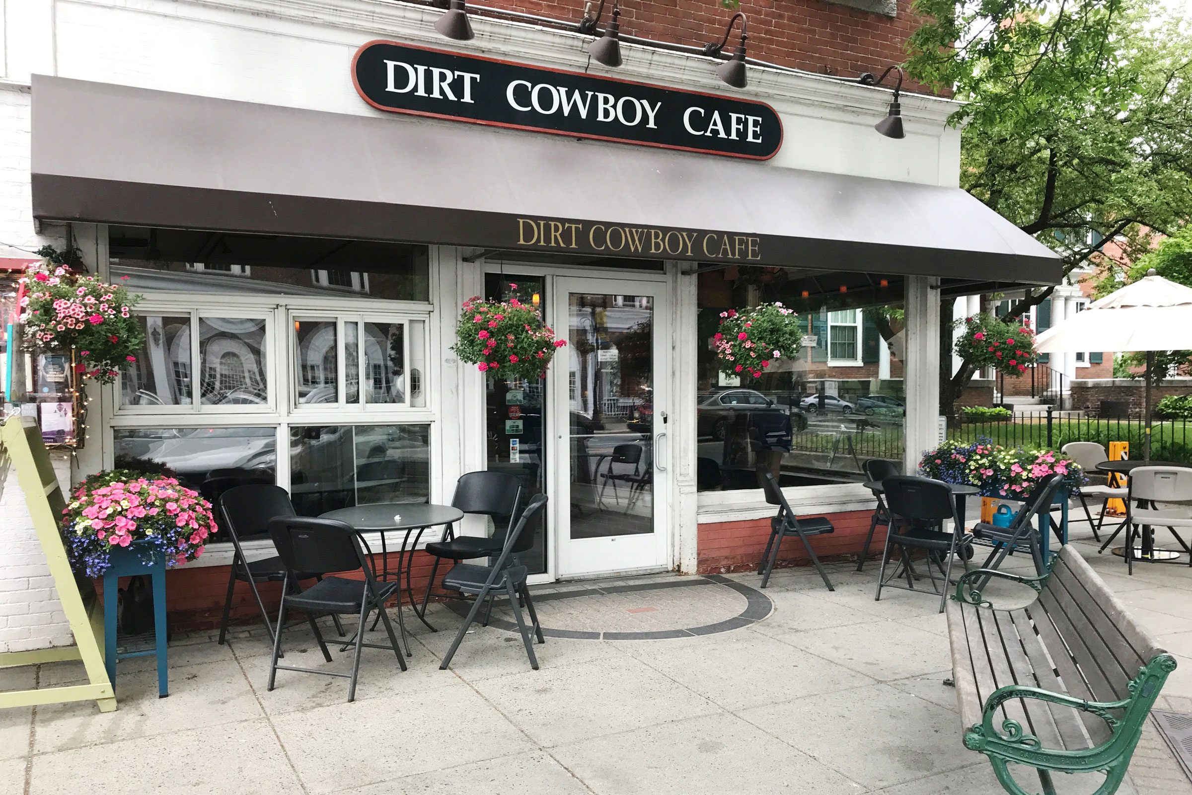 Rd New Hampshire Dirt Cowboy Cafe Via Dirtcowboycafe.com