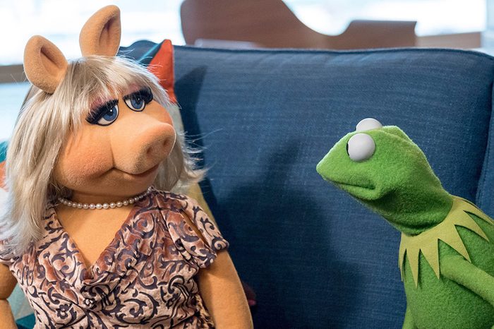 Miss Piggy and Kermit the Frog