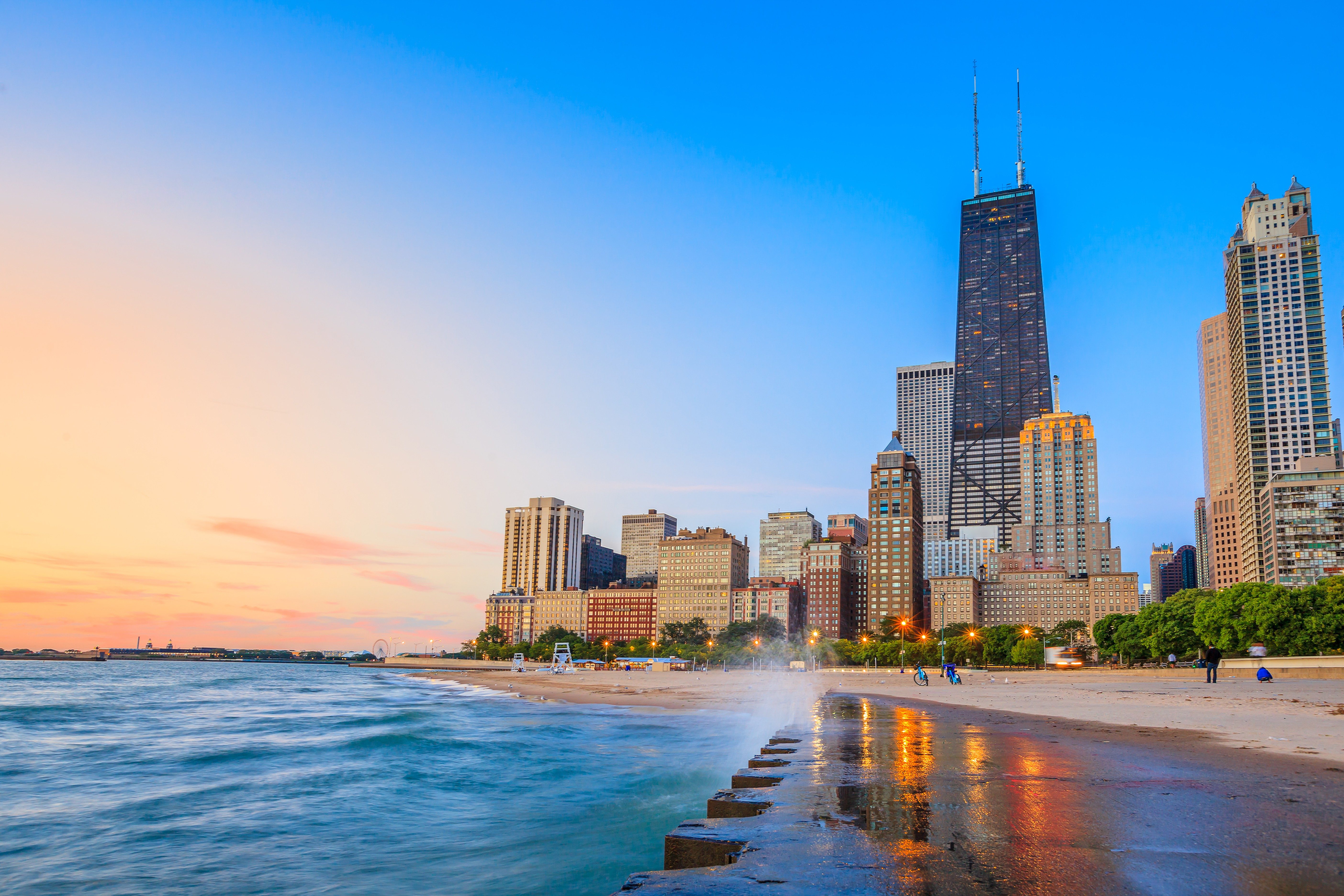 Chicago skyline from North Avenue Beach