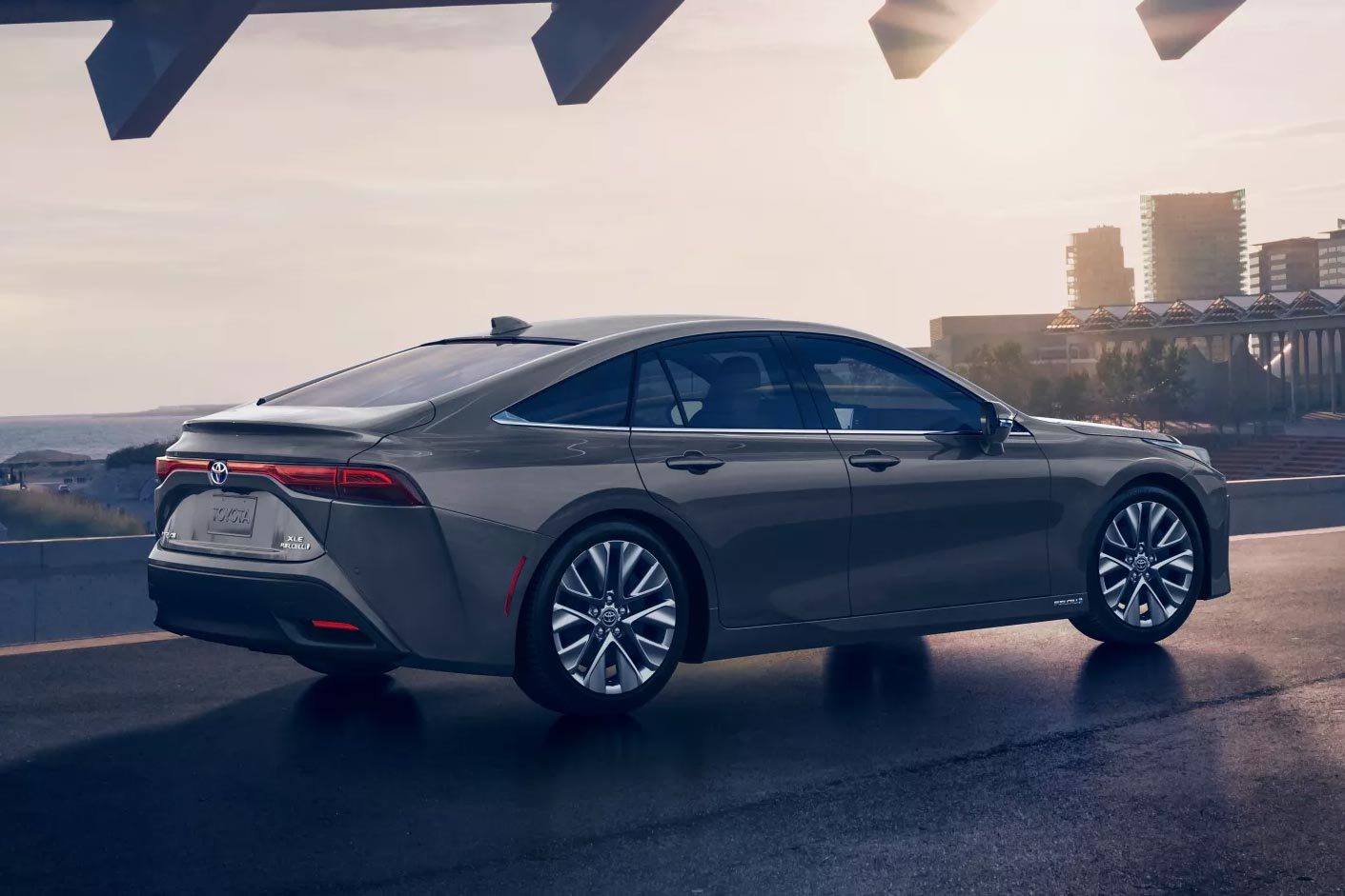 Toyota Mirai Fuel Cell Xle