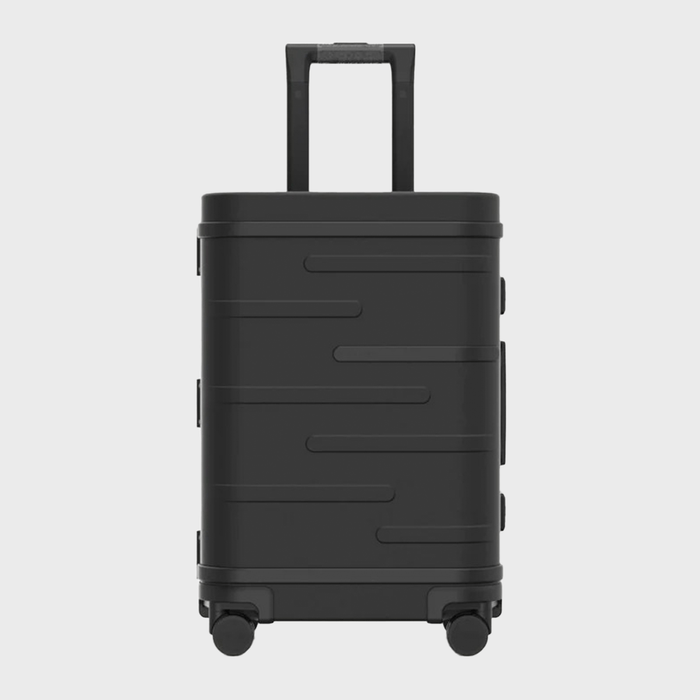 Tag Smart Aluminum Matte Black Ecomm Via Samsaraluggage.com