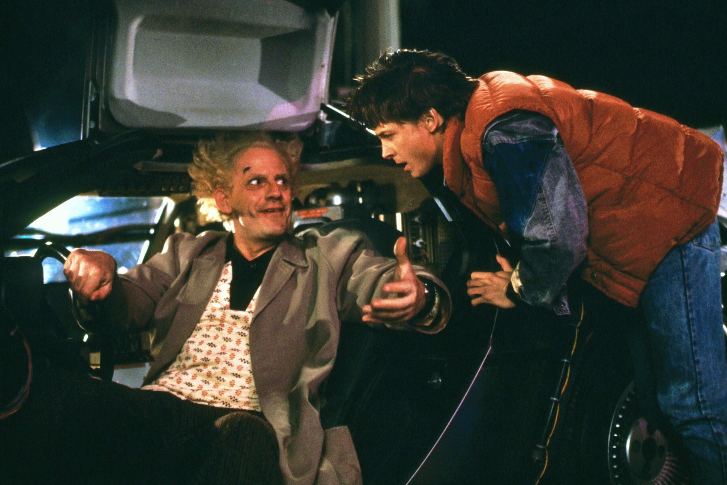 Editorial use only. No book cover usage. Mandatory Credit: Photo by Amblin Entertainment/Universal Pictures/Kobal/Shutterstock (5886092ab) Christopher Lloyd, Michael J. Fox Back To The Future - 1985 Director: Robert Zemeckis Amblin Entertainment/Universal Pictures USA Scene Still Scifi Retour vers le futur