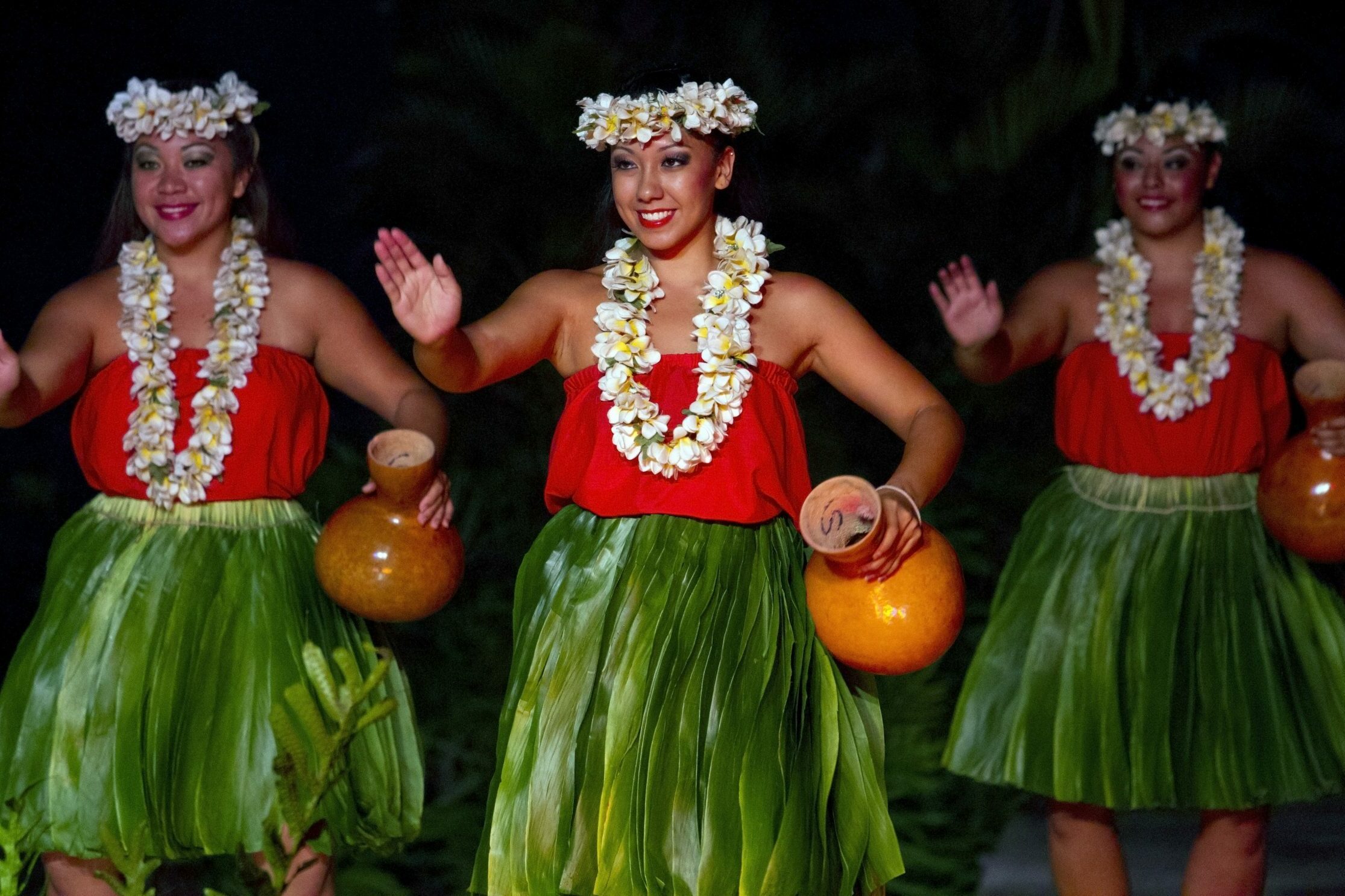 hula girls