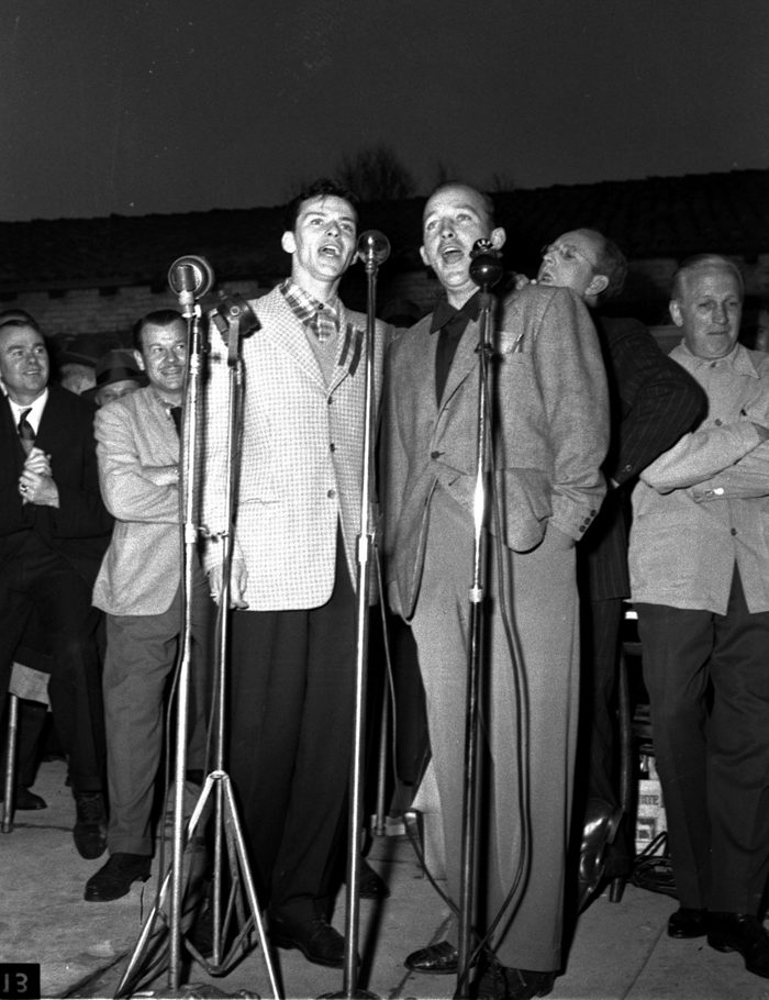 Frank sinatra vintage photo