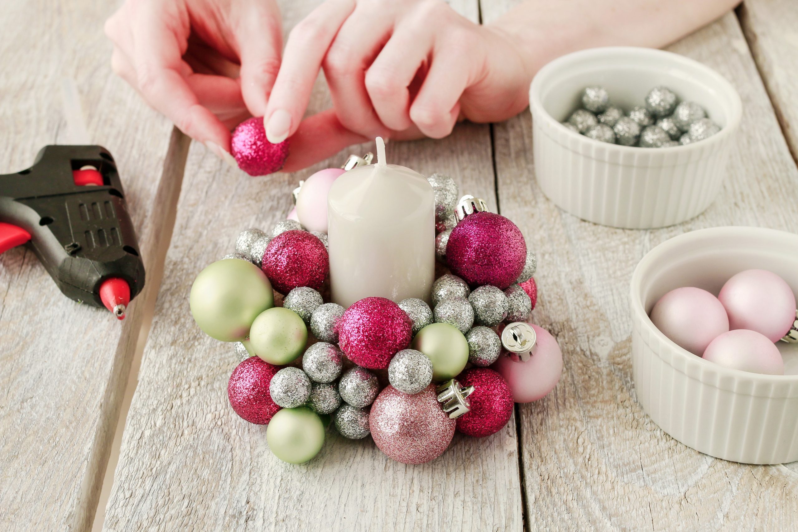 Candle holder made of glass balls. Beautiful table decoration for Christmas and carnival. How to make, step by step, tutorial. 