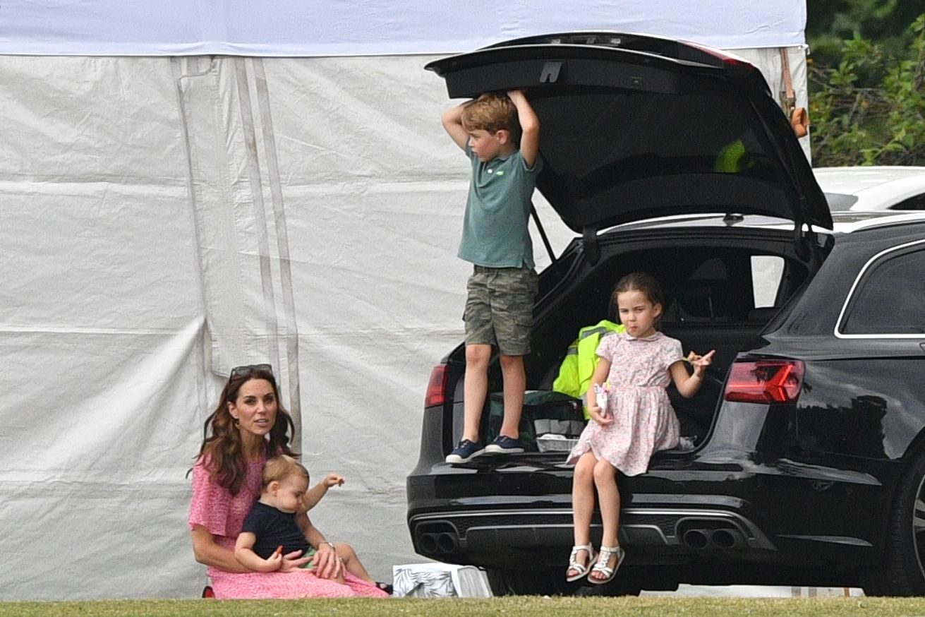 kate middleton with children