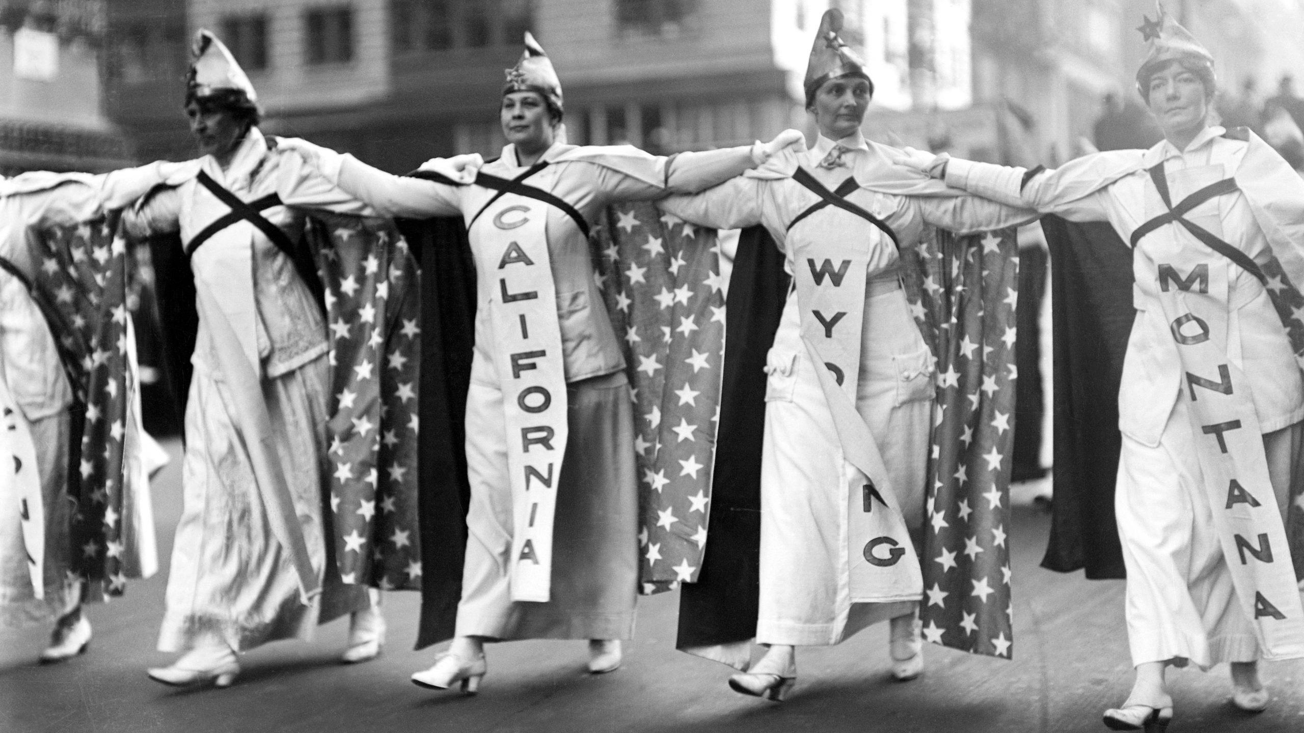 20 States Where Women Could Vote Before 1920