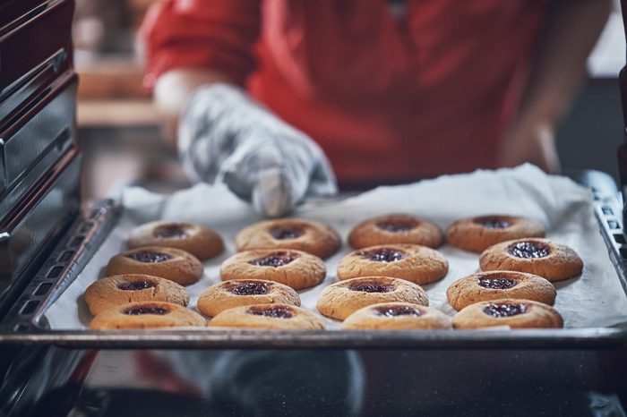 Baking Peanut Butter Cookies with Marmalade in Oven