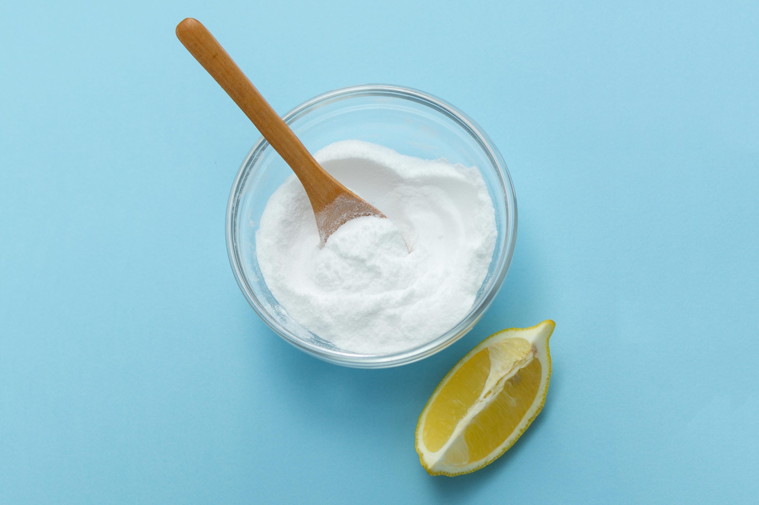 lemon wedge and baking soda