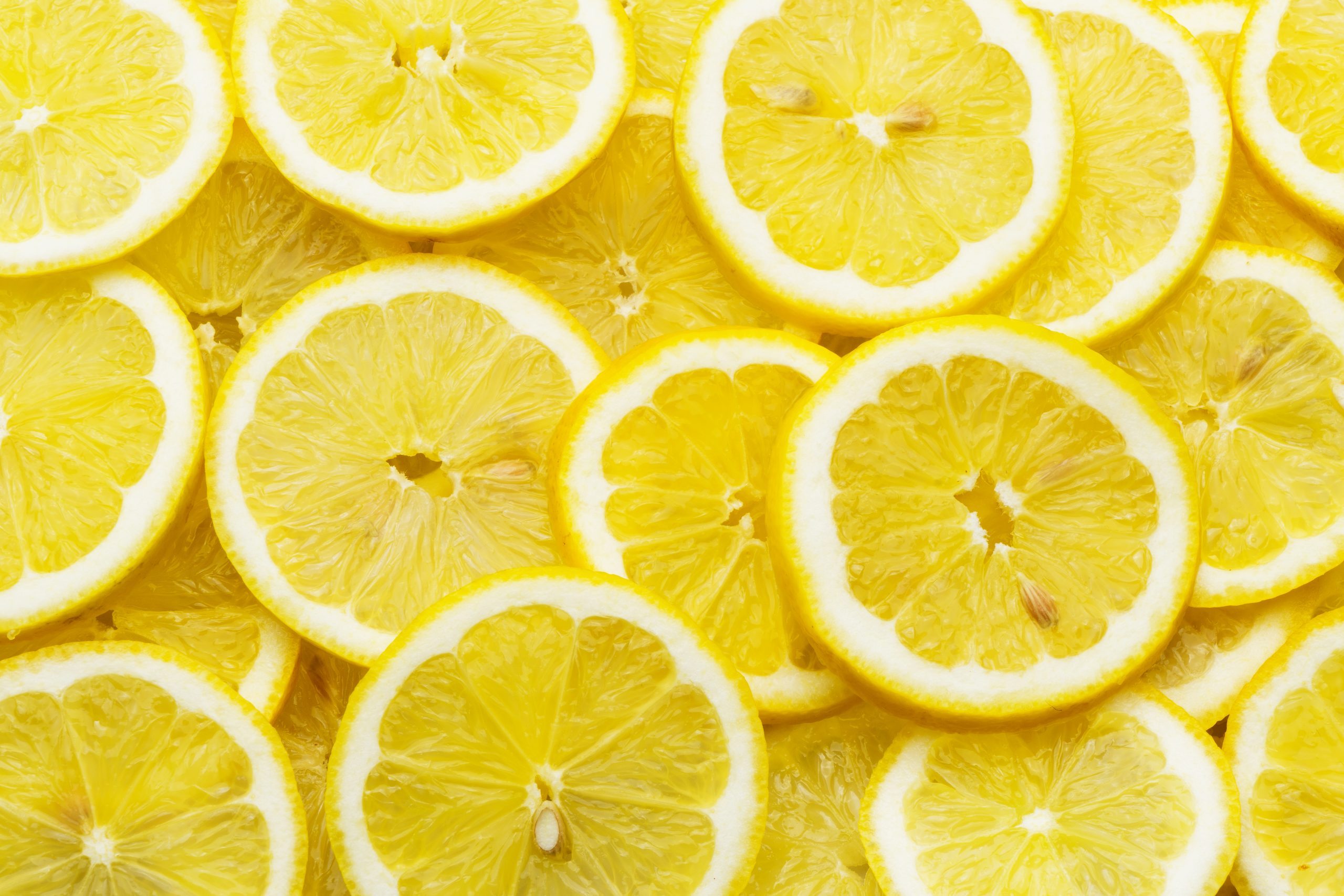 Pile of fresh lemon slices