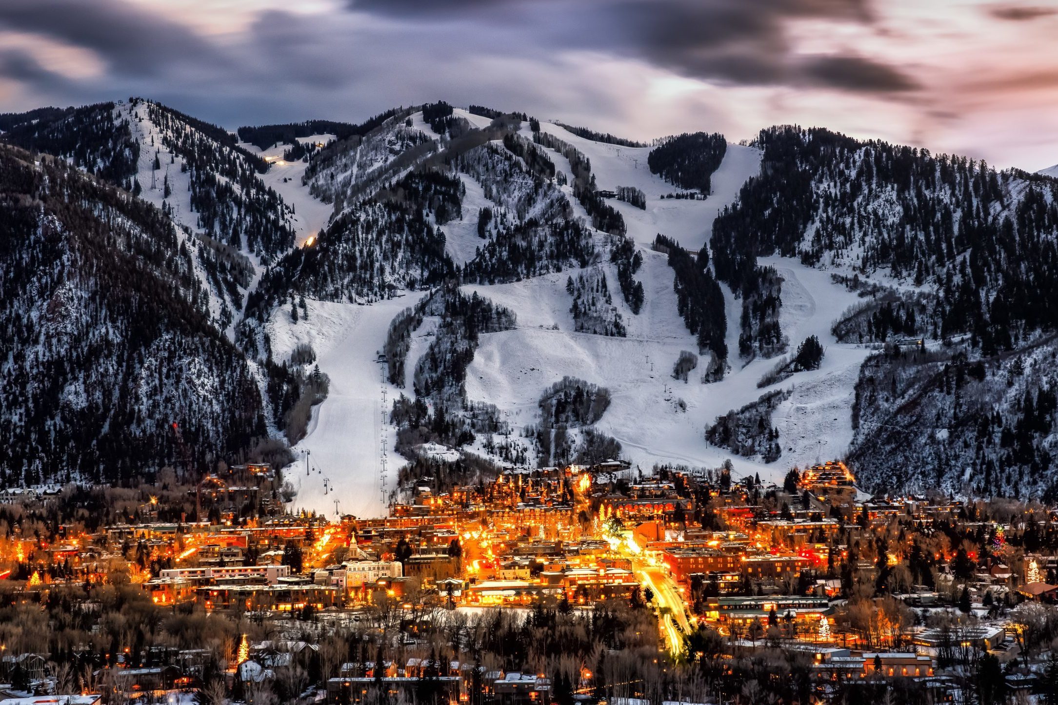 Aspen Colorado skyline