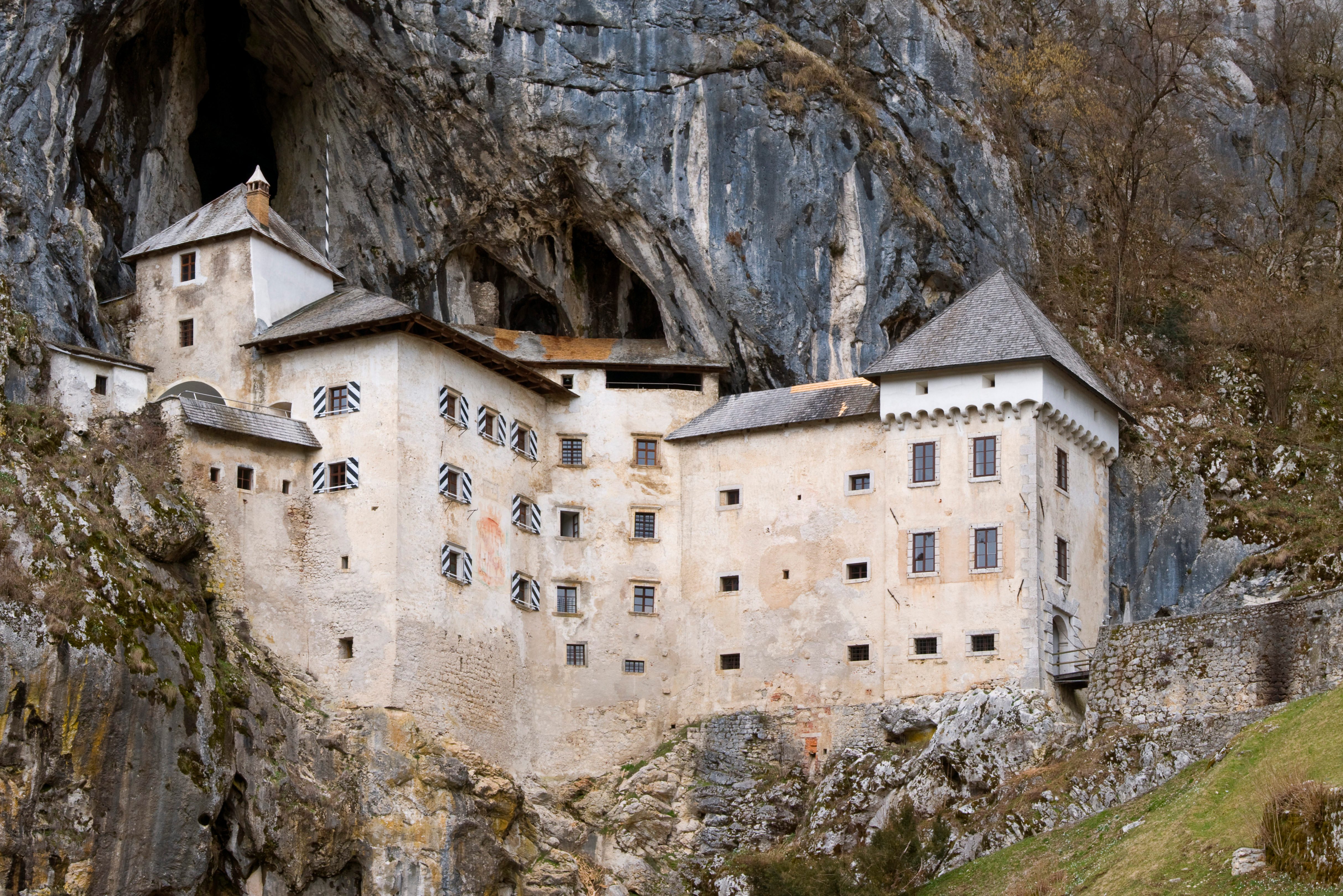 Predjama Castle